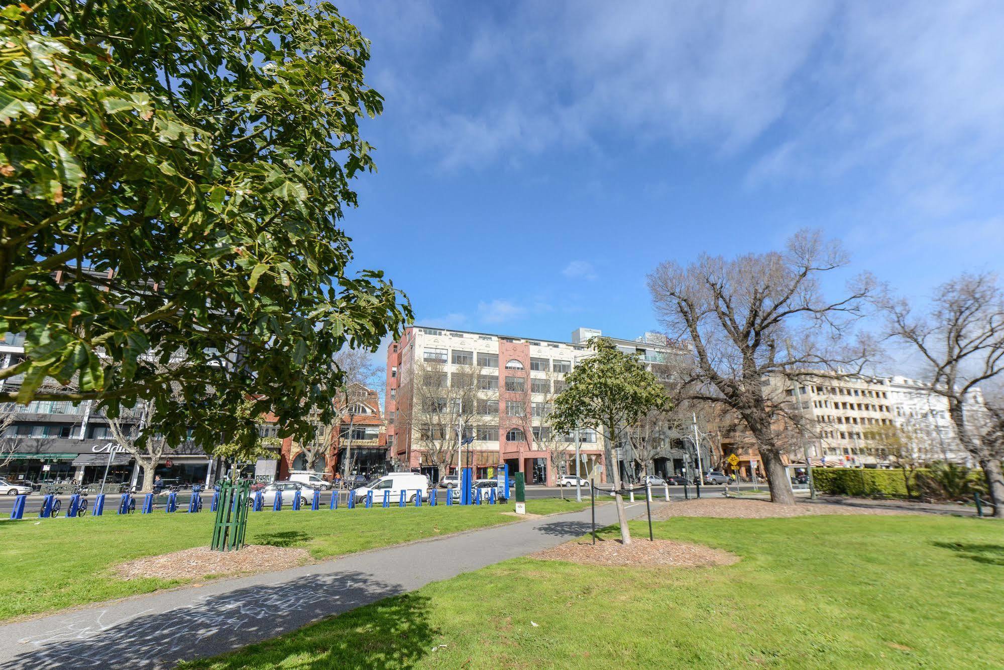 Mayford - Long Stay Rates, Pool, Gym, Parking Melbourne Bagian luar foto