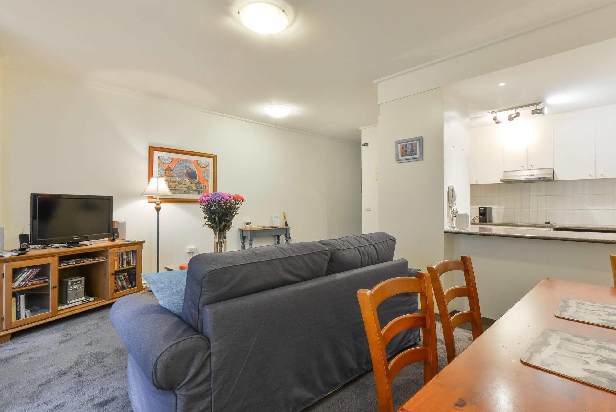 Mayford - Long Stay Rates, Pool, Gym, Parking Melbourne Bagian luar foto